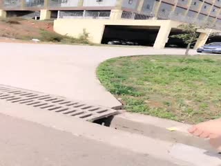 特色情趣酒店鸟笼花房偷拍年轻情侣女女上位还一边玩手机