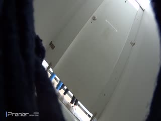 欧风酒店年轻情侣开房啪啪啪闷骚眼镜妹子吃屌的样子很淫荡激情69床上搞完沙发上搞激情四射