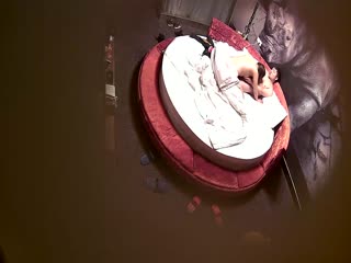 狗爷寒冷冬夜城中村嫖妓吊带网袜大波妹 问她奶子是不是天然的