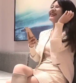 长腿正妹真实街头搭讪颜射实录