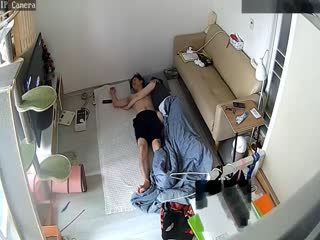 公司中年男领导带新来实习的大学兼职美女酒店开房，先抠湿小穴再好好干一泡～