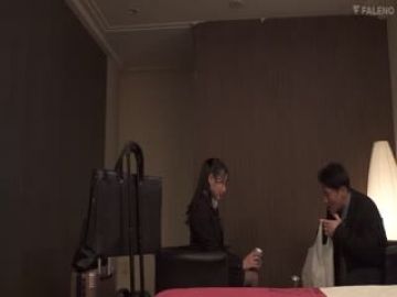 [中文字幕]FSDSS-596尊敬していた上司と出张先でまさかの相部屋に…肉体関系を迫られ心底失望するも不覚に第08集