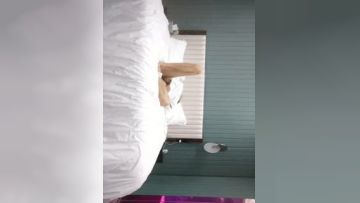 202227【无情的屌丶】深夜激情继续，花臂纹身极品外围，小舌头超会舔，白丝美腿各种姿势操