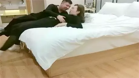 纹身猛男探花请君莫笑之探花约操肌肤白嫩饥渴良家少妇酒店啪啪 多姿势无套爆操 连续中出