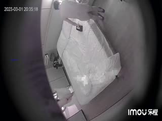 新流出乐橙酒店偷拍气质白领情侣两人爽嗨了啪啪完开始查手机