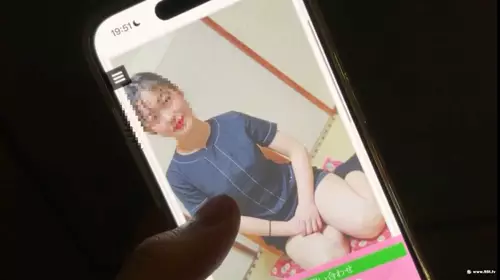 FC2PPV-4041578 【Dick Flashing】メンズエステ施术中にこっそり勃起ちんぽ