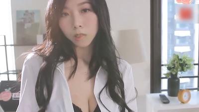 办公室饥渴群批1女6男激情干到爽。