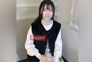 FC2PPV 3798312 【无】【中出し2回戦】ガチ恋注意！『ひゃぁああああイクぅううう』と発狂。爱娇抜群の美乳J●とガチイキSEX！