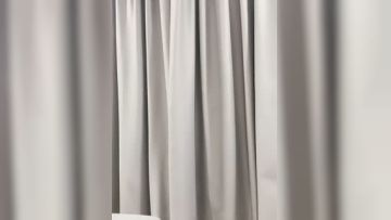 奶子够你玩一年的极品大波妹，全程露脸黑丝诱惑狼友 (2)。