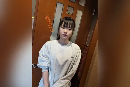 FC2-4450862FC2-4450862 F罩杯为什幺这幺可爱的女孩，有她爱的男朋友，让我在没