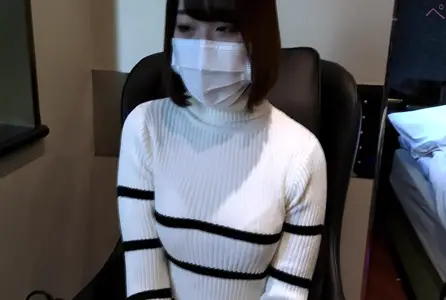 FC2-1676368FC2-1676368 面包店招牌女孩， 享受大屁股和连续的中出性爱。 素人