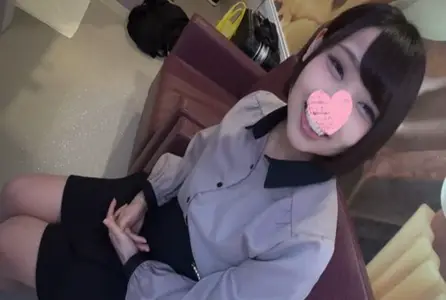 FC2-1688871FC2-1688871 【自拍】男人最喜欢这种少女。 素人