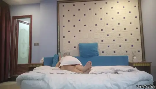 27岁大胸少妇，被干得花枝乱颤，高潮好几次，这笔钱赚得太值了