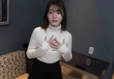 FC2PPV-4640917 精通多国语言且爱好旅行的白皙苗条女大学生