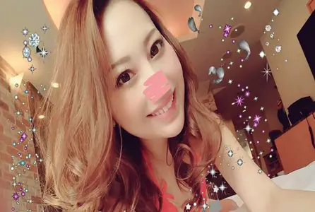 FC2-1098245FC2-1098245 【No.1风俗娘】【同伴SEX编】上班前被操！！敏感