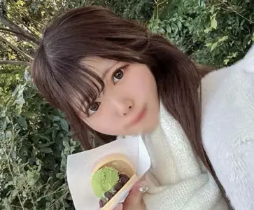 FC2PPV-4608878 一个天真的大二学生