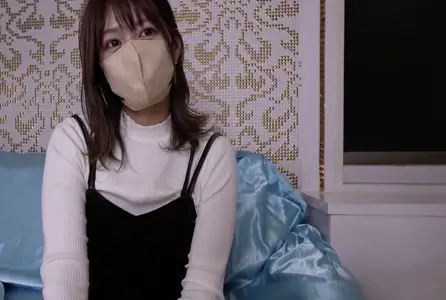 FC2-4679305FC2-4679305 与 “丸之内 SS 级新毕业的漂亮女职员 ”一起进行