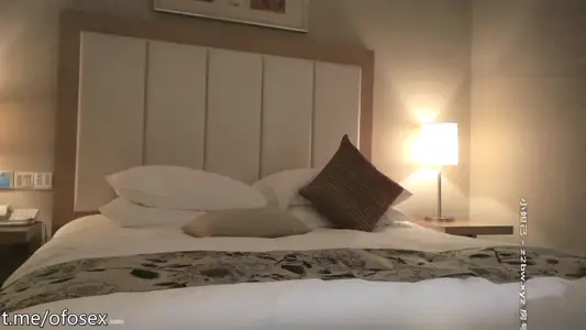 4500网约魔都大圈外围，极品女神罕见美乳，近景啪啪妹子被干表情尽收眼底