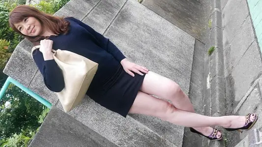 Pacopacomama 060525_100 ミニスカ美脚美熟女