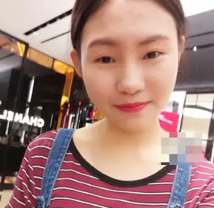 姿色在线的美少妇小葛跟朋友唱K后被迷晕无套内射